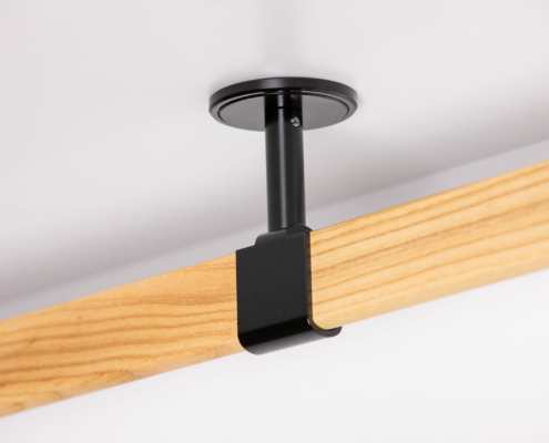 Esche-schwarz-Deckenmittelhalter-scaled