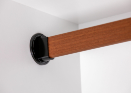 Seitenwandhalter-Akzie-schwarz-scaled
