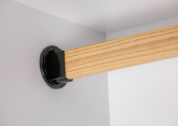 Seitenwandhalter-Esche-schwarz-scaled